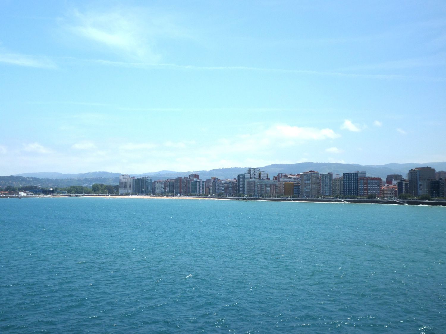 Vista exterior de Pis en venda en Gijón 