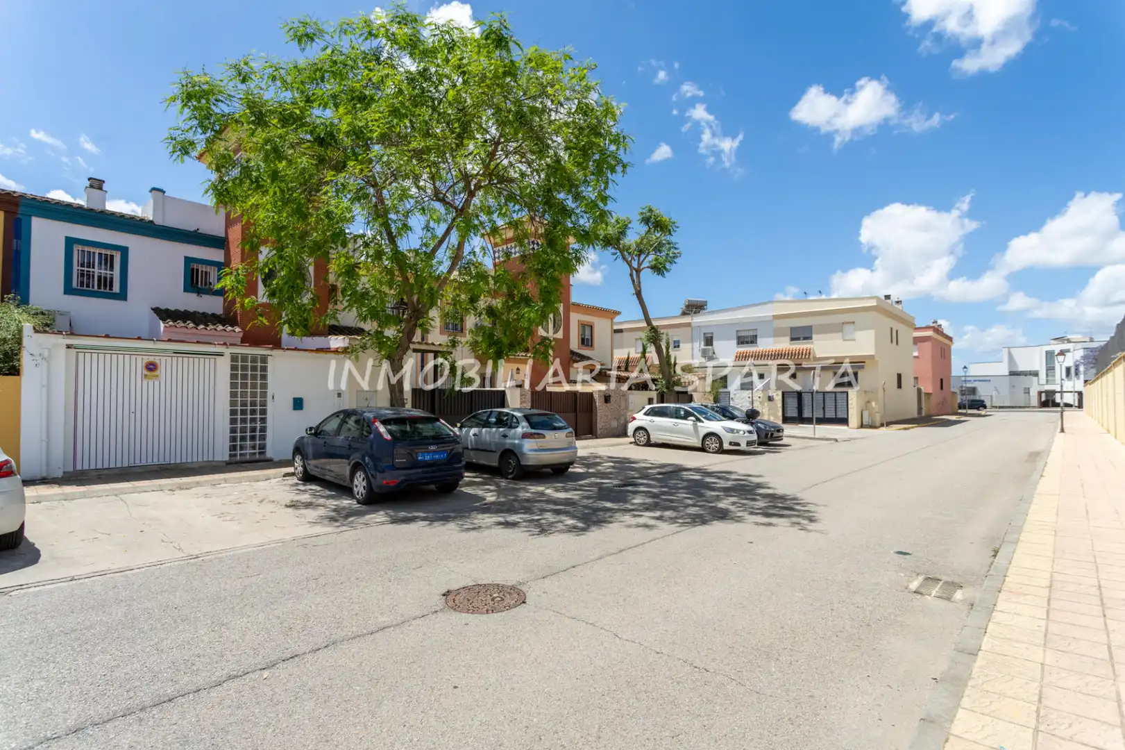Exterior view of Detached homes for sale in Espartinas  with Air Conditioner and Heating