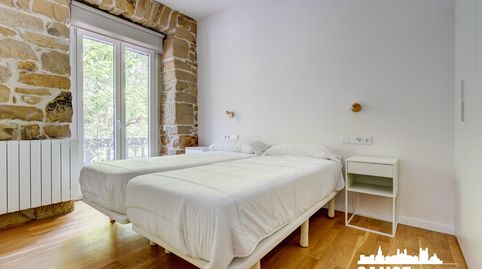 Foto 4 de Piso de alquiler en Área Romántica, Donostia - San Sebastián