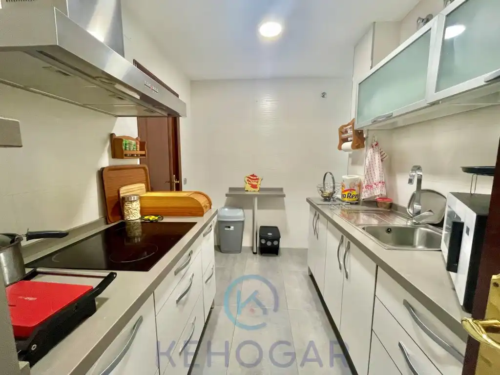 Kitchen of Flat for sale in Dos Hermanas