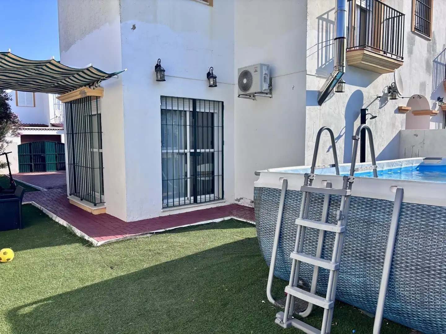 Swimming pool of Detached homes for sale in Puerto Real  with Air Conditioner, Heating and Private garden