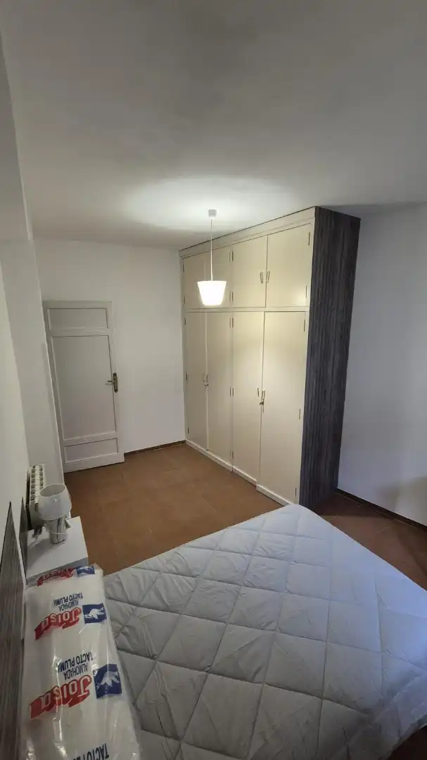 Habitación de Piso de alquiler en Úbeda con Aire acondicionado, Calefacción y Amueblado