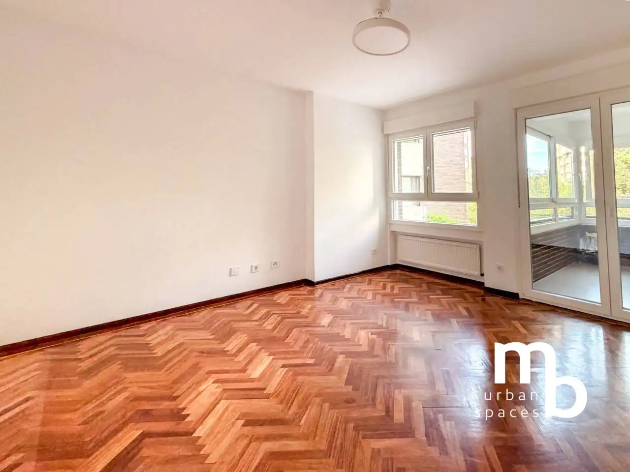 Living room of Flat for rent in Fuencarral - El Pardo