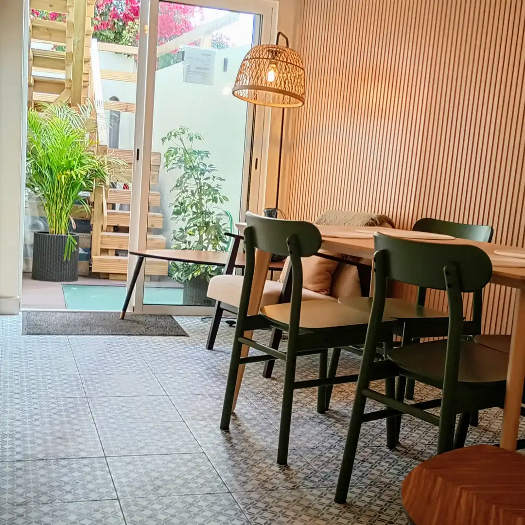 Einfamilien-Reihenhaus zum Verkauf in Calpe / Calp mit Klimaanlage, Terrasse und Abstellraum