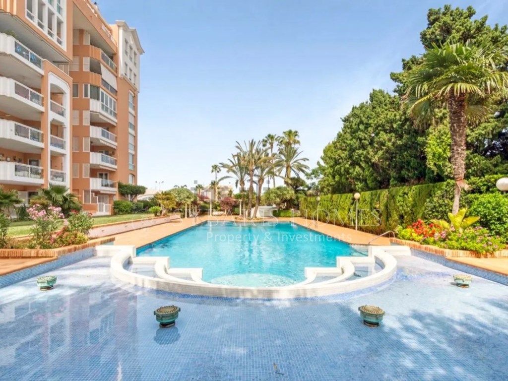 Swimming pool of Apartment for sale in Dénia  with Air Conditioner and Community pool