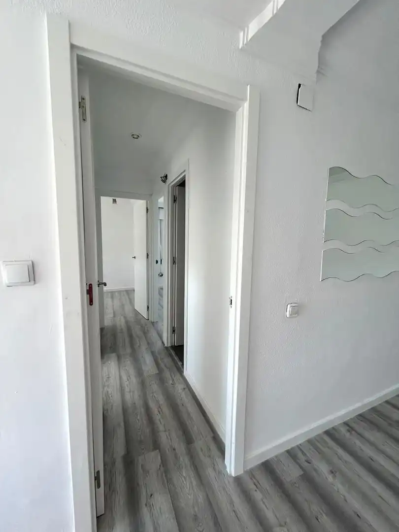 Flat for sale in Sevilla  with Air Conditioner