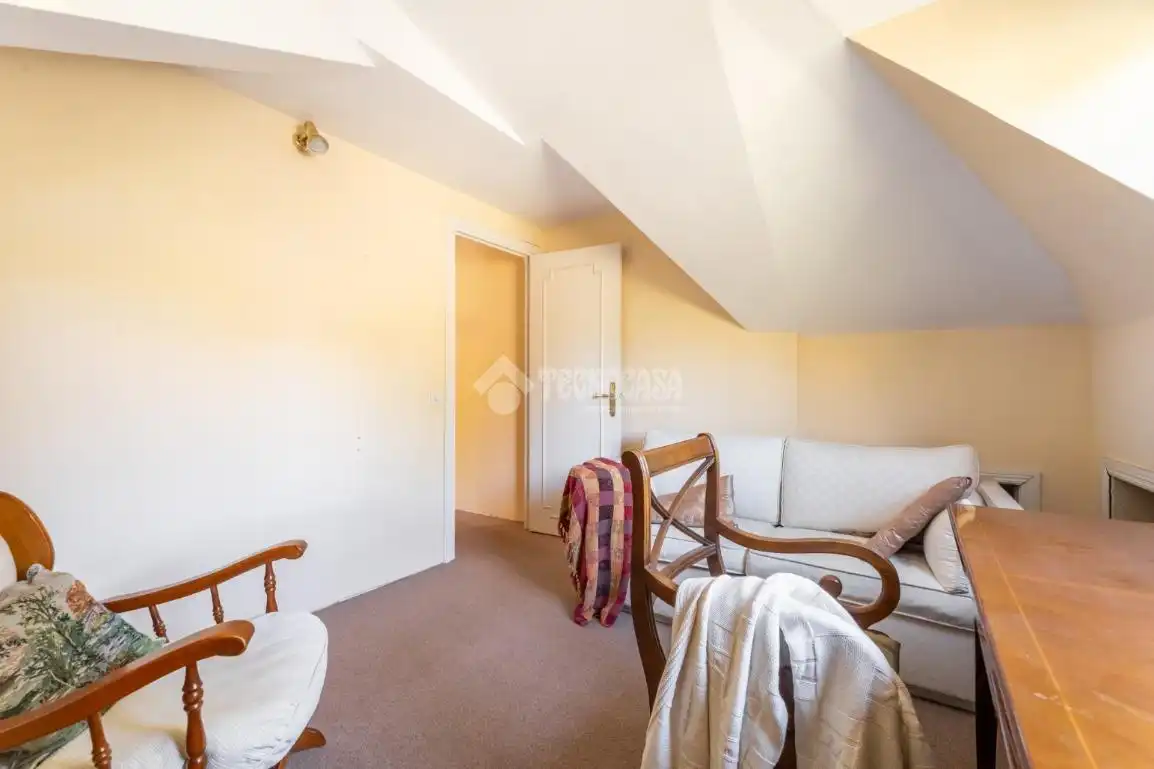 Haus oder Chalet zum Verkauf in Torrelodones mit Heizung, Privatgarten und Terrasse