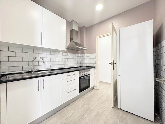 Cocina de Piso de alquiler en Castellón de la Plana / Castelló de la Plana con Amueblado y Balcón