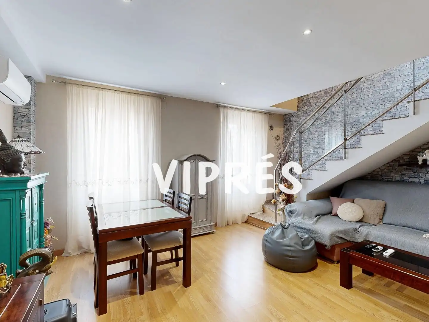 Duplexes for sale in Casco Antiguo