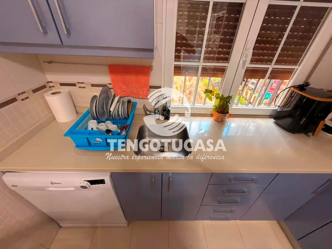 Cocina de Casa o chalet en venta en Bargas con Aire acondicionado, Calefacción y Jardín privado