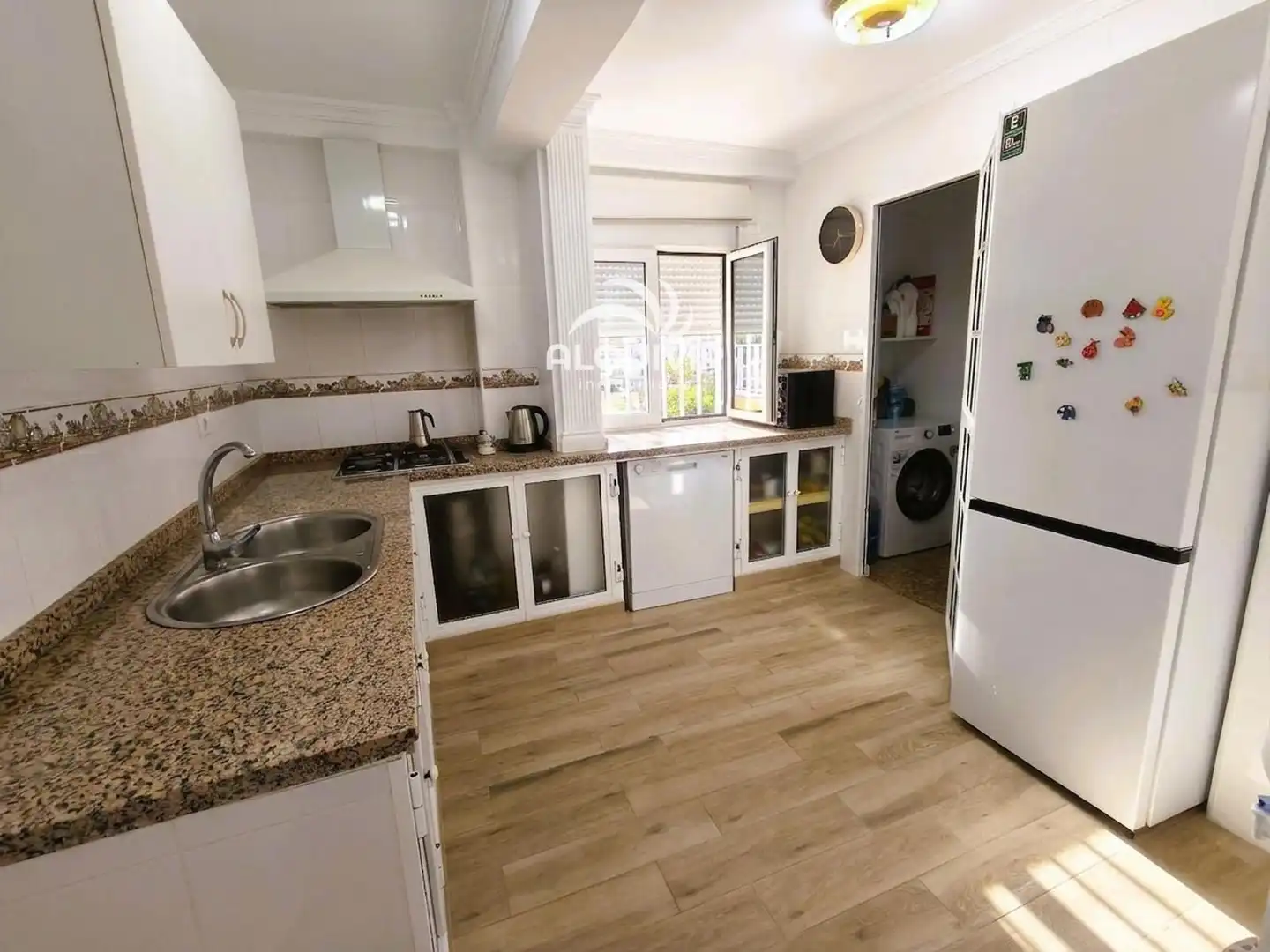 Cocina de Piso en venta en Almonte con Aire acondicionado, Terraza y Trastero