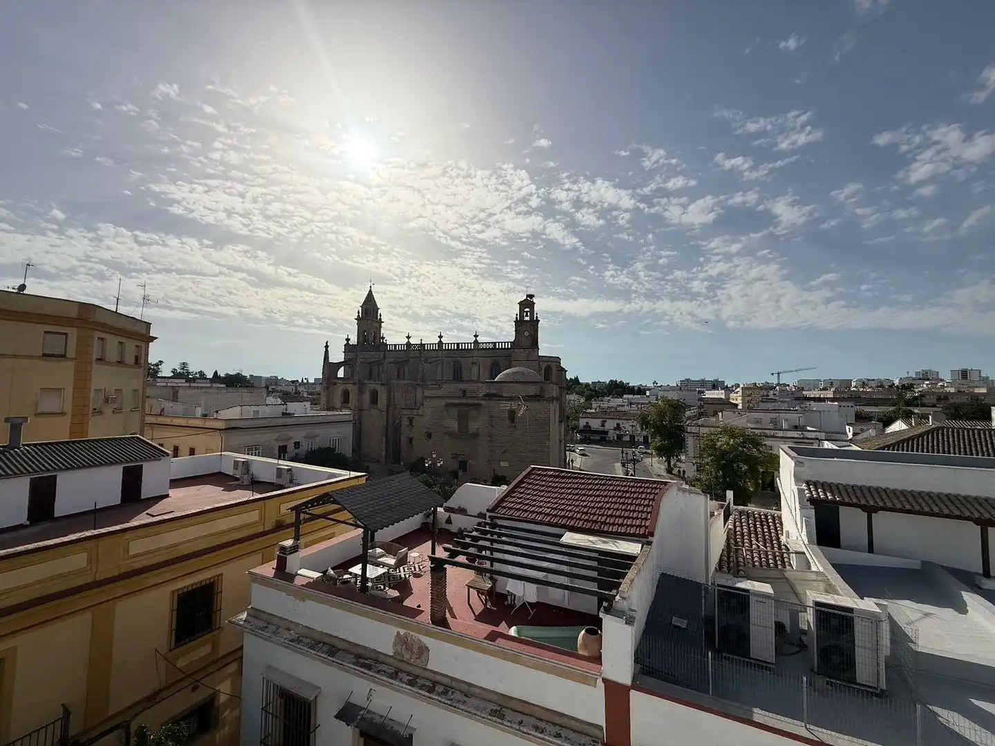 Vista exterior de Dúplex en venda en Jerez de la Frontera amb Aire condicionat