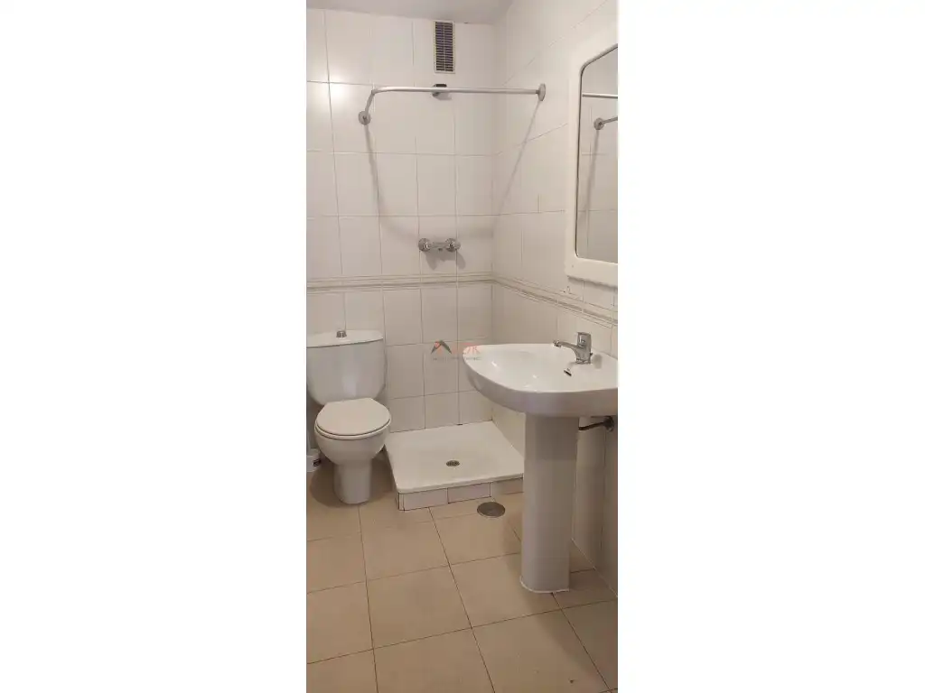 Bathroom of Flat for sale in Málaga  with Terrace, Swimming Pool and Community pool