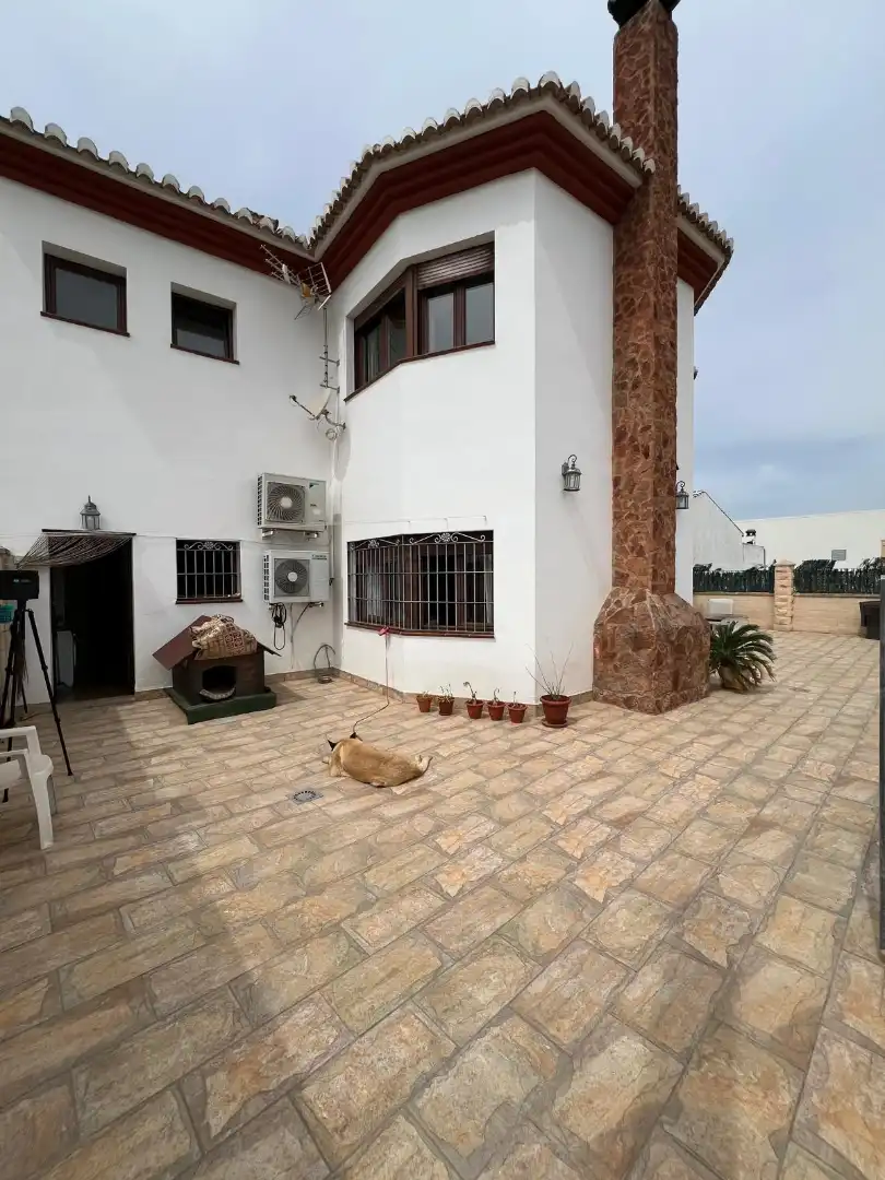 Houses for sale in Colmenar