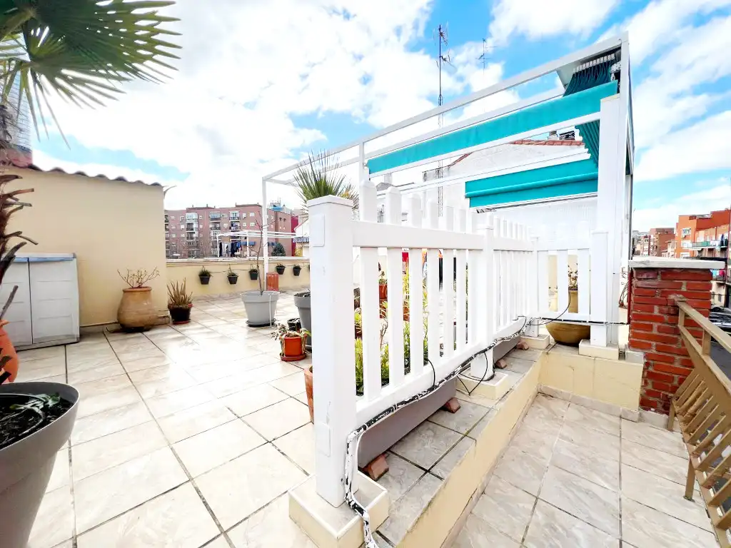 Terraza de Ático en venta en Alcalá de Henares con Aire acondicionado, Calefacción y Terraza