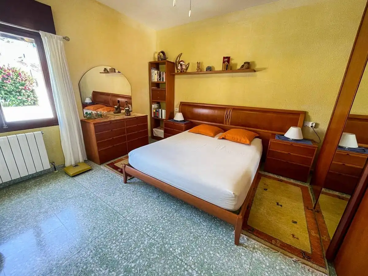 Dormitori de Casa o xalet en venda en L'Alfàs del Pi amb Terrassa i Piscina