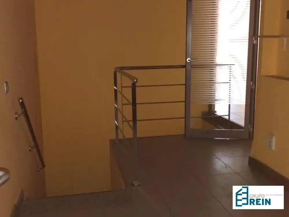 Local comercial en venda a Avenida del Doctor Mendiguchia Carriche 7, imagen 7