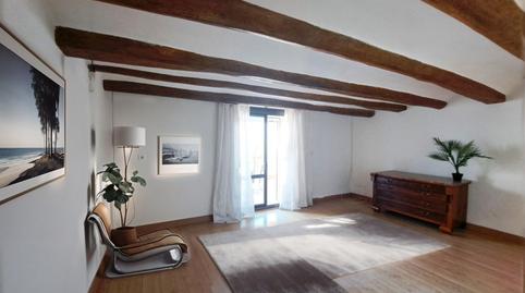 Foto 2 de Casa adosada en venda a Castellví de Rosanes, Barcelona