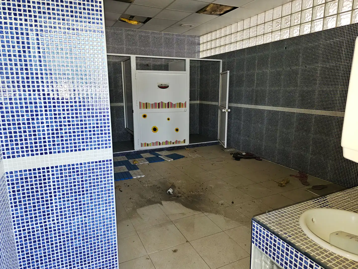 Local de alquiler en Calle Andrés Molina Moles, 26, La Algaba