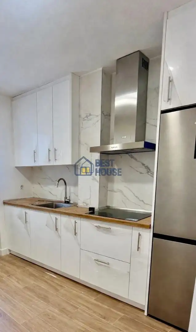 Kitchen of Flat for rent in León Capital   with Heating, Parquet flooring and Storage room