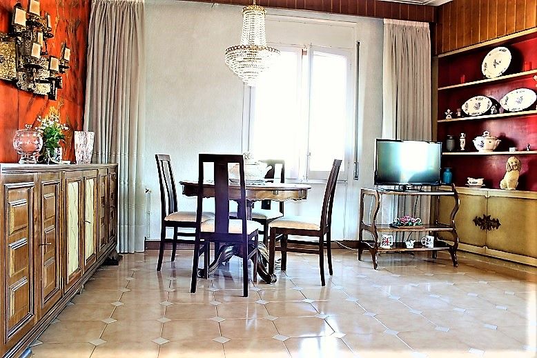 Dining room of Flat for sale in  Barcelona Capital  with Balcony
