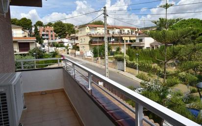 Exterior view of Single-family semi-detached for sale in Calafell  with Air Conditioner, Private garden and Terrace