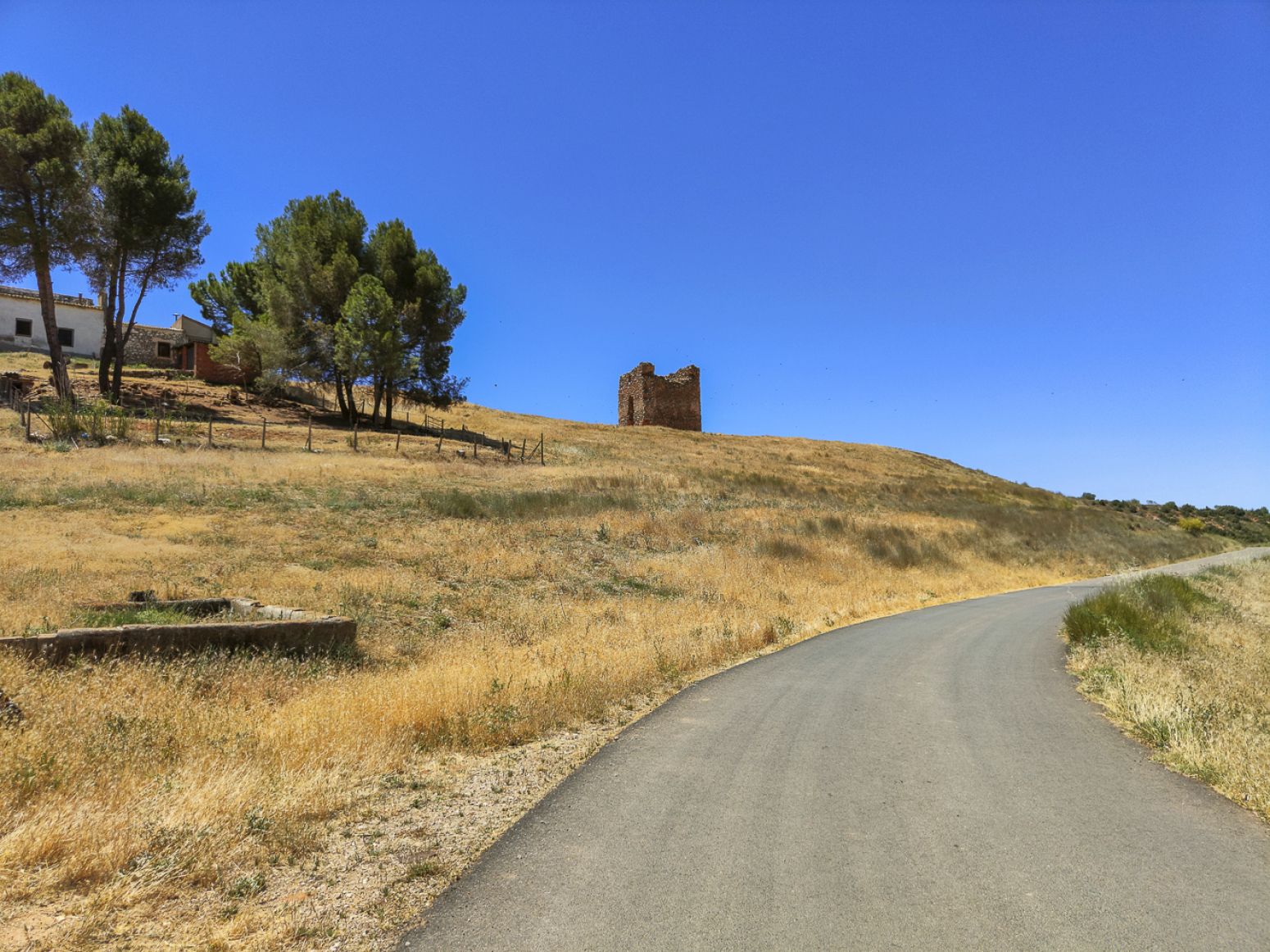 Exterior view of Residential for sale in Vallhermoso de la Fuente