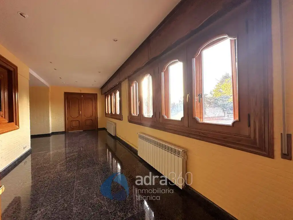 Houses for sale in Lardero  with Air Conditioner, Heating and Private garden