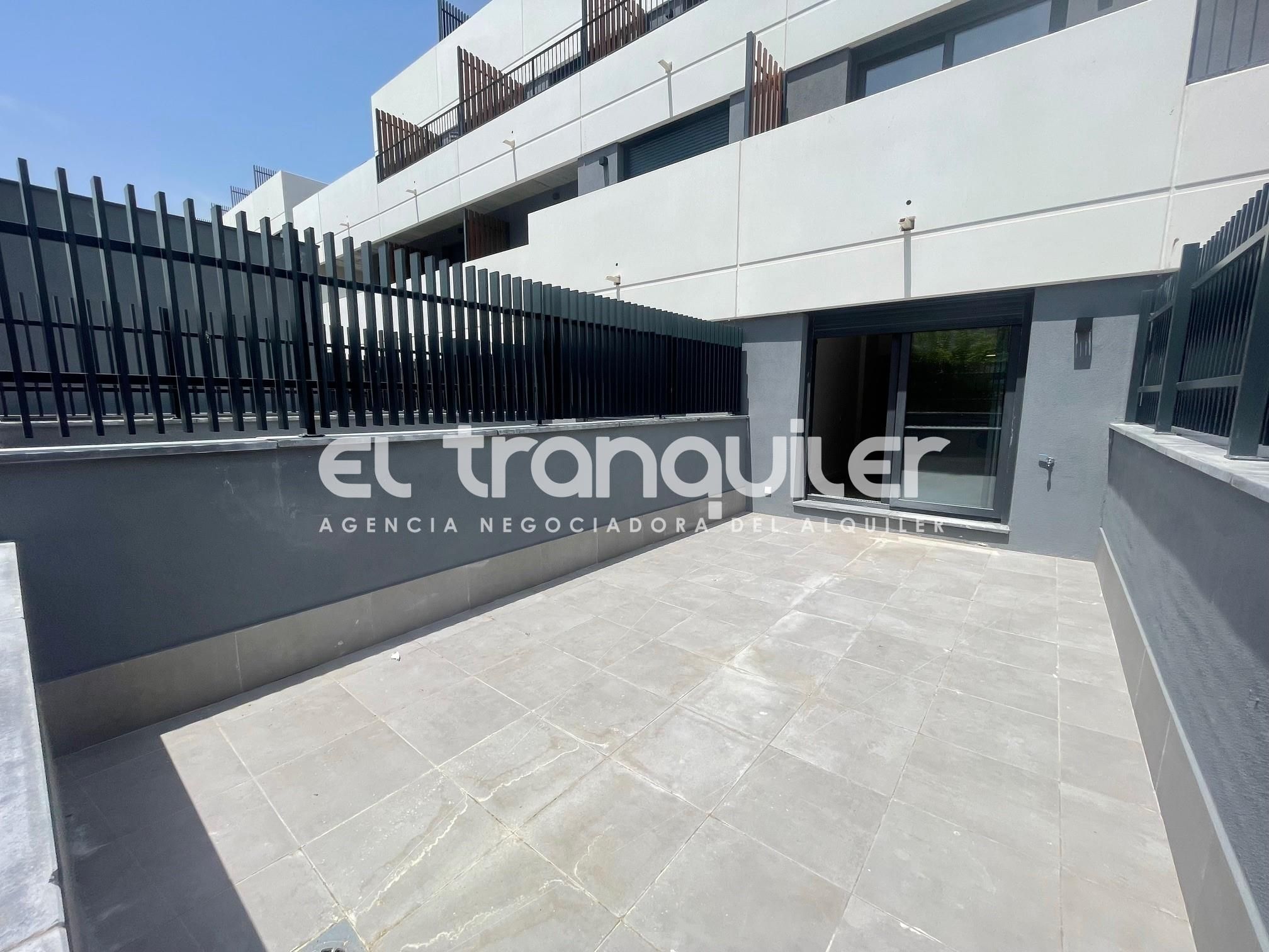 Terrassa de Estudi de lloguer en San Sebastián de los Reyes amb Aire condicionat, Parquet i Terrassa