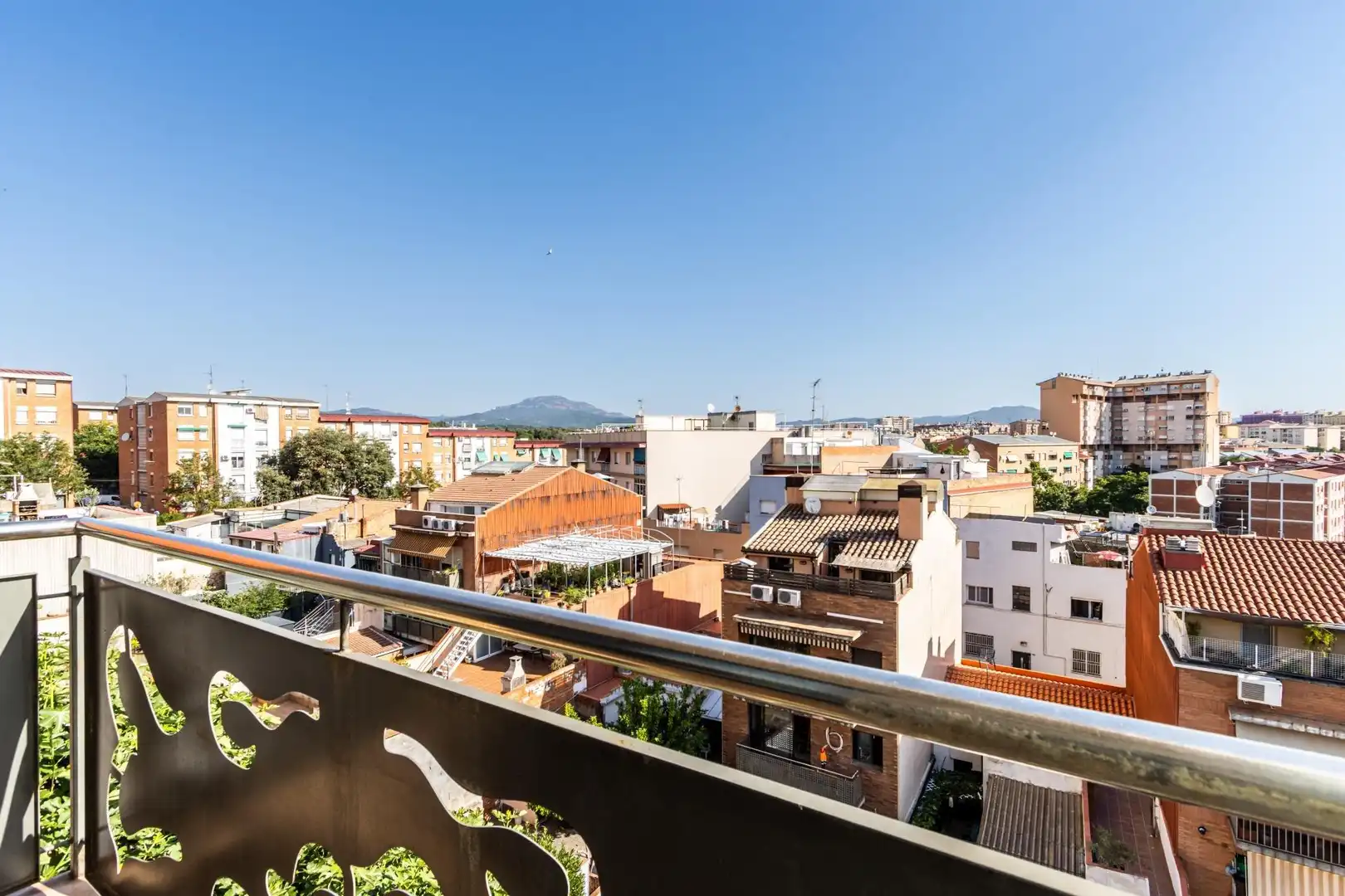 Terraza de Ático en venta en Sabadell con Aire acondicionado, Calefacción y Alarma