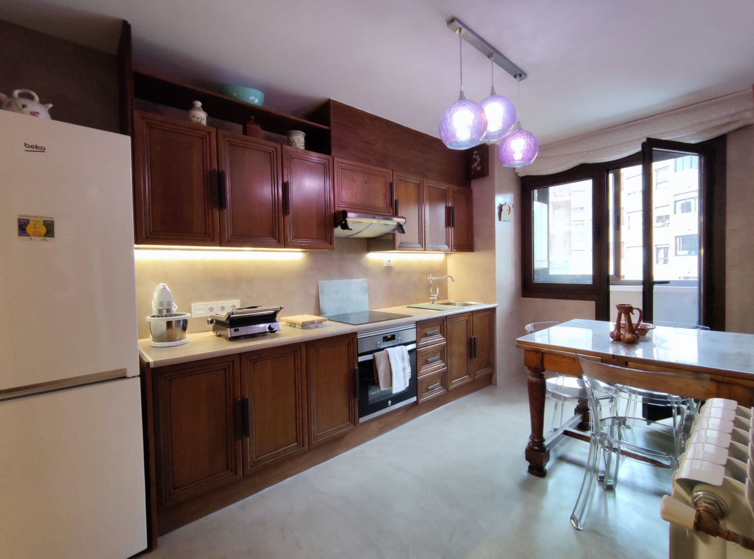 Kitchen of Flat for sale in Oviedo   with Heating, Parquet flooring and Storage room