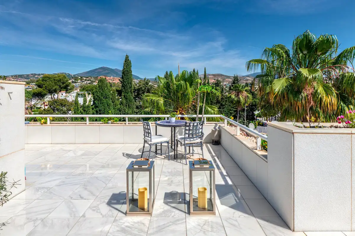 Penthouse with lift for sale in Nueva Andalucía, imagen 9