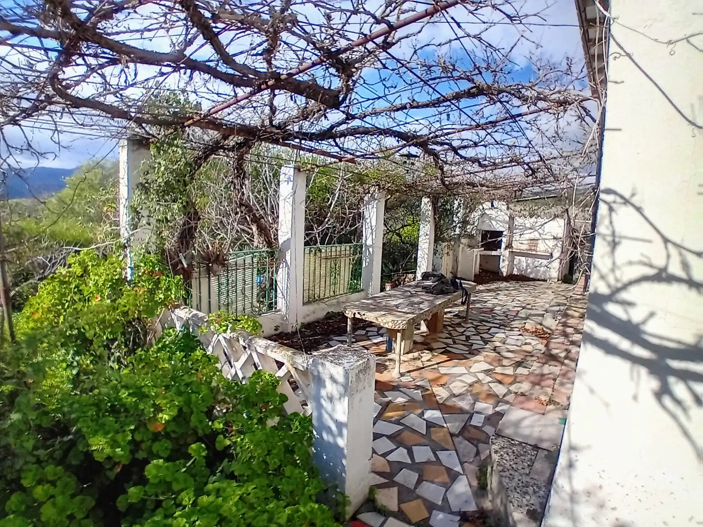 Casa rústica amb jardí en venda a Alozaina, imagen 2