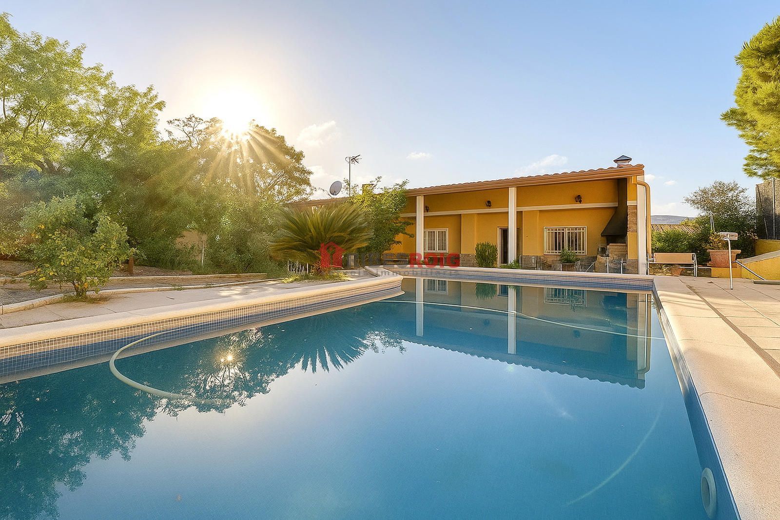 Swimming pool of House or chalet for sale in Sant Pere de Ribes  with Air Conditioner, Heating and Private garden