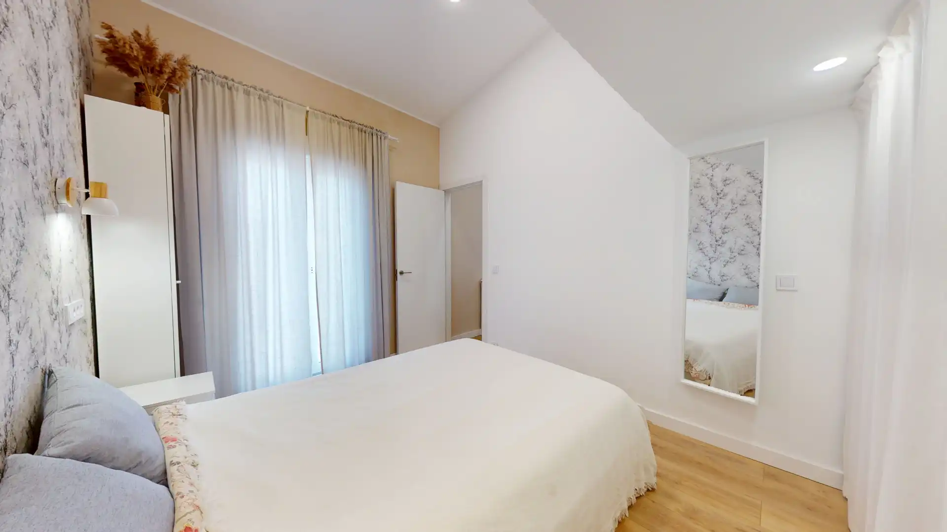 Habitación de Casa adosada en venta en Centro  