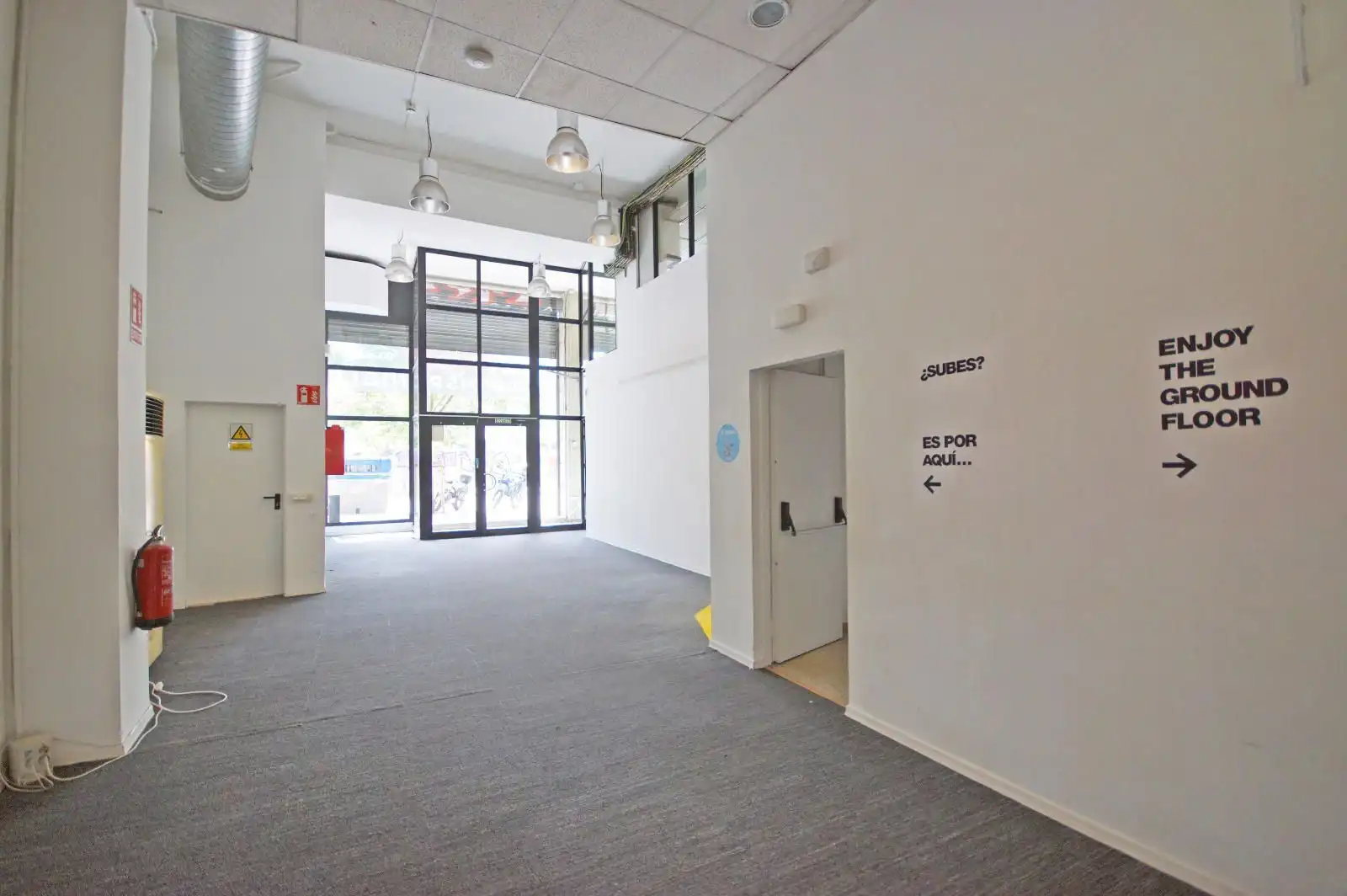 Business premises for sale in Calle Pallars 73, imagen 47