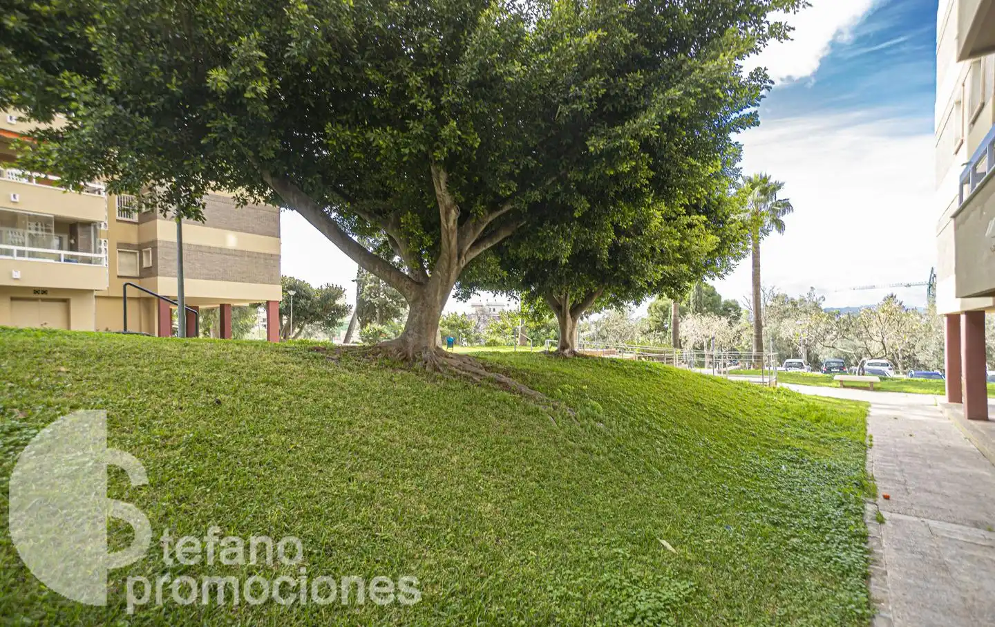 Exterior view of Flat for sale in Málaga  with Parquet flooring, Terrace and Storage room