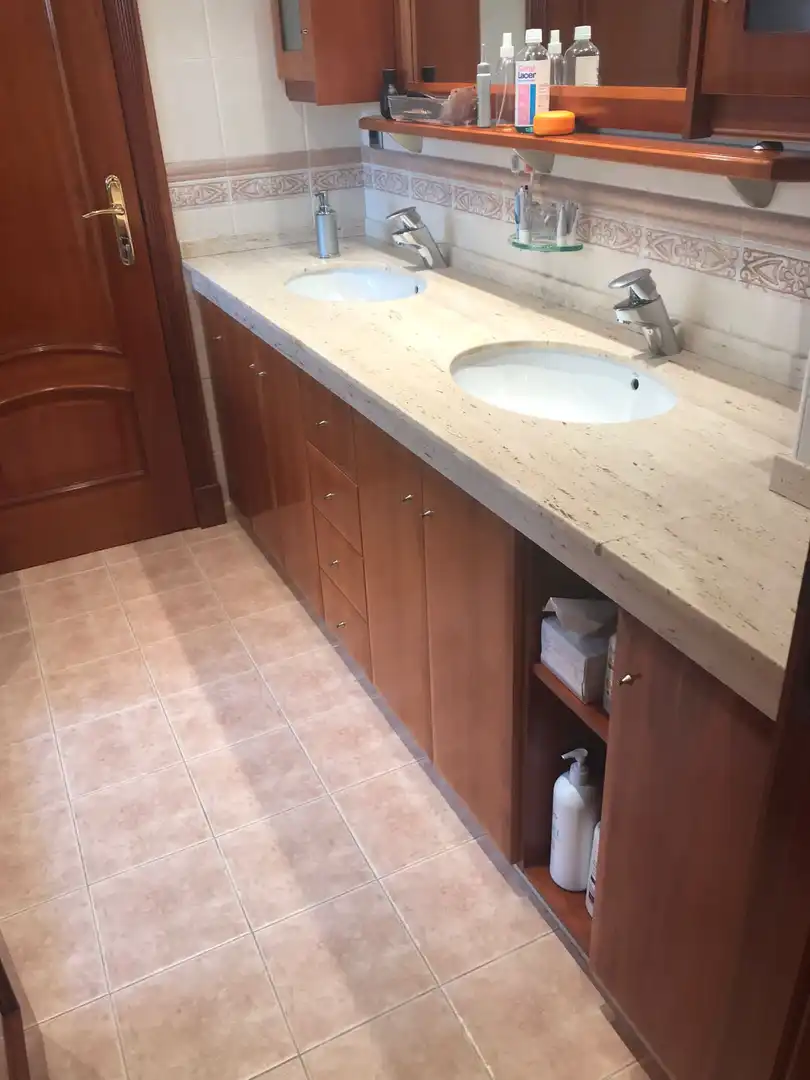 Badezimmer von Wohnung zum Verkauf in Sueca mit Ofen