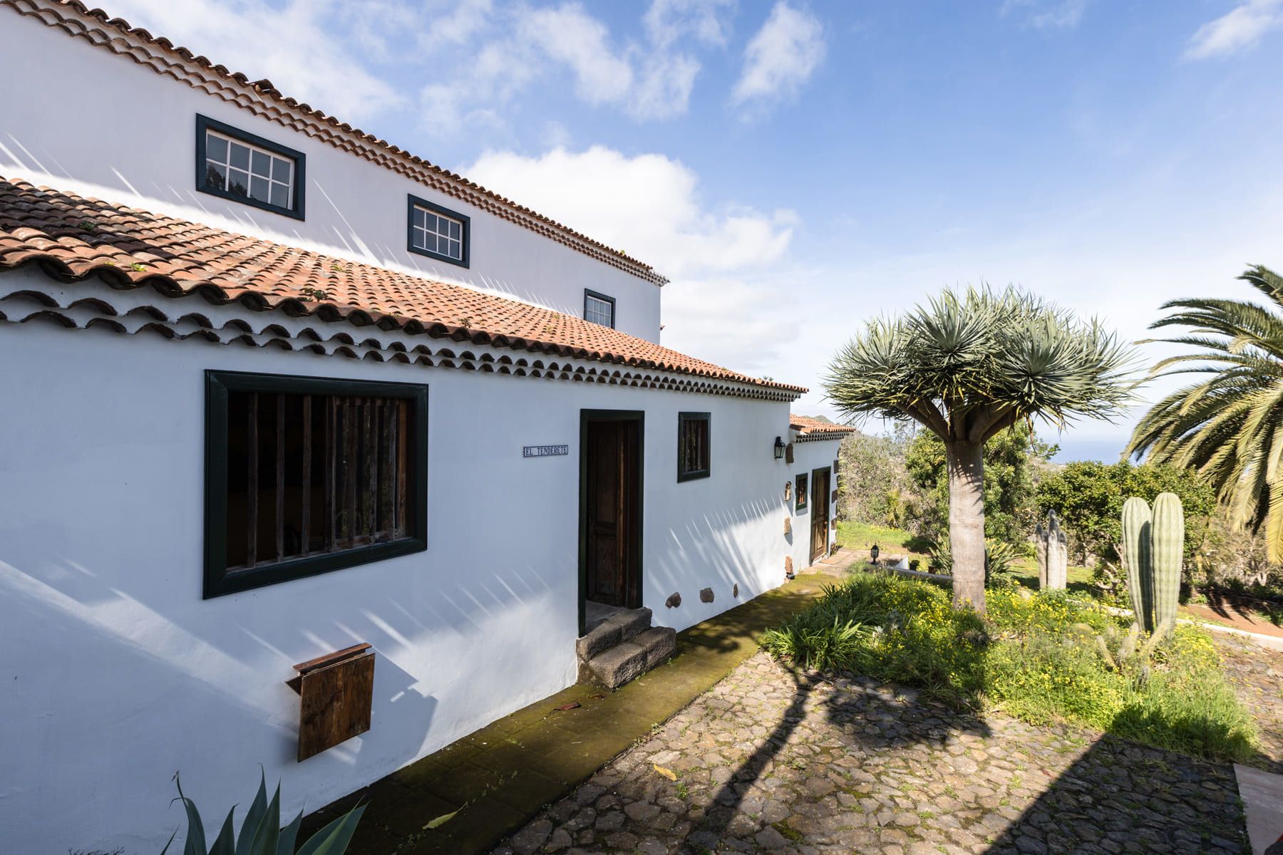 Exterior view of Country house for sale in Tegueste  with Private garden, Terrace and Oven