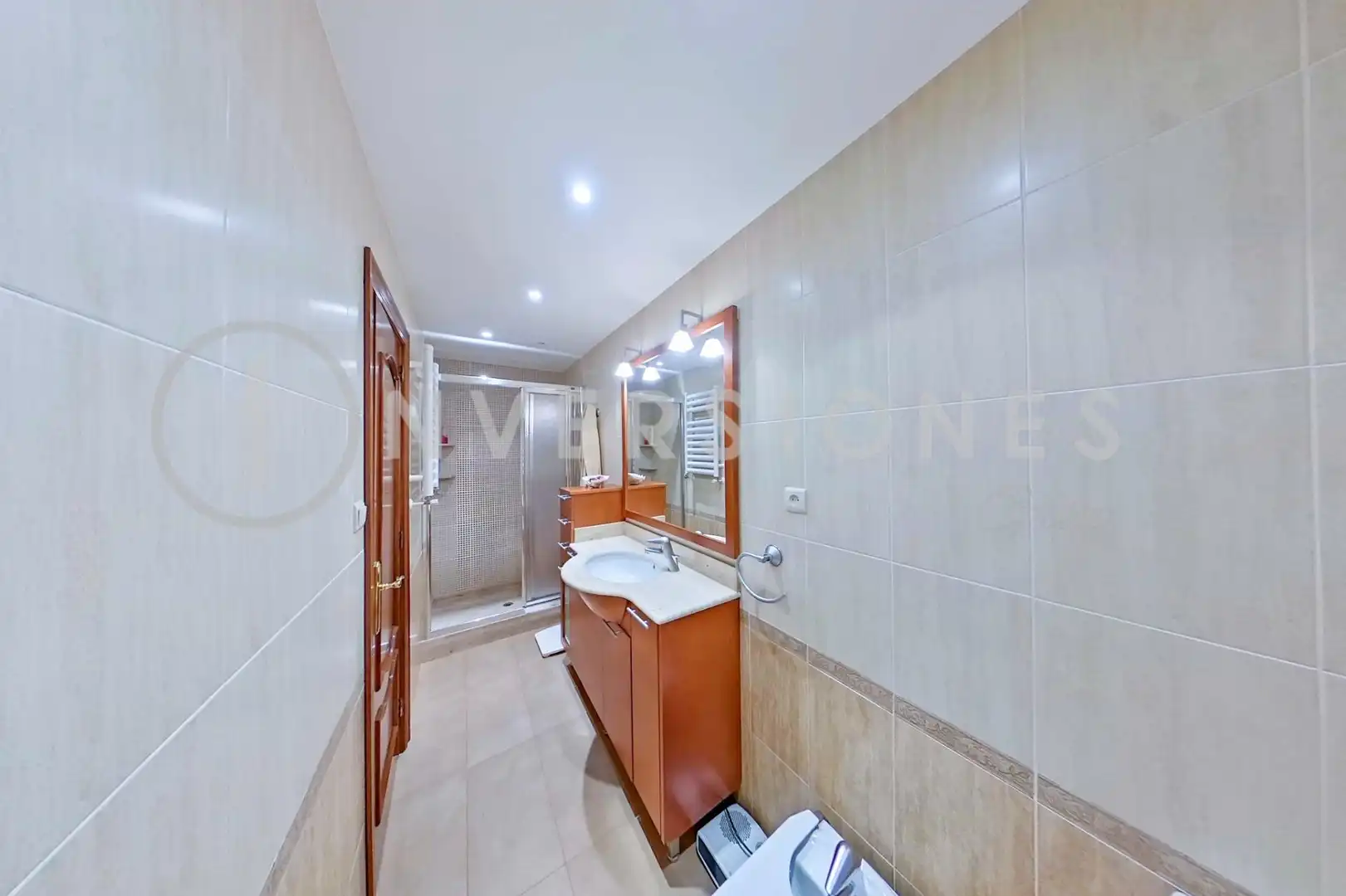Baño de Piso en venta en Barcelona con Aire acondicionado, Calefacción y Balcón
