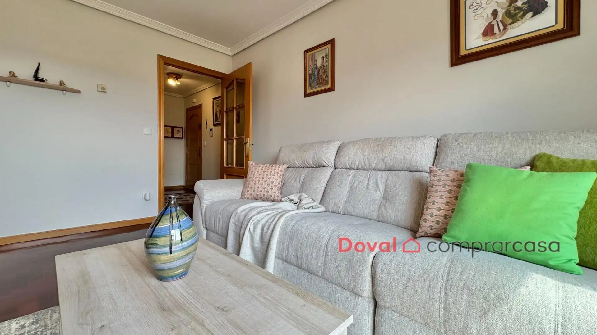 Sala de estar de Ático en venta en Tui con Aire acondicionado, Calefacción y Parquet