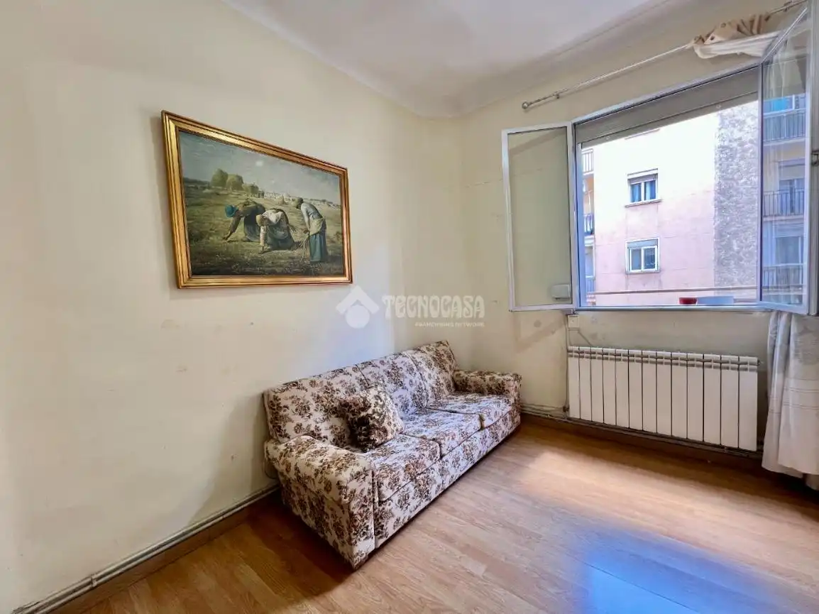 Living room of Flat for sale in Madrid  with Air Conditioner and Heating