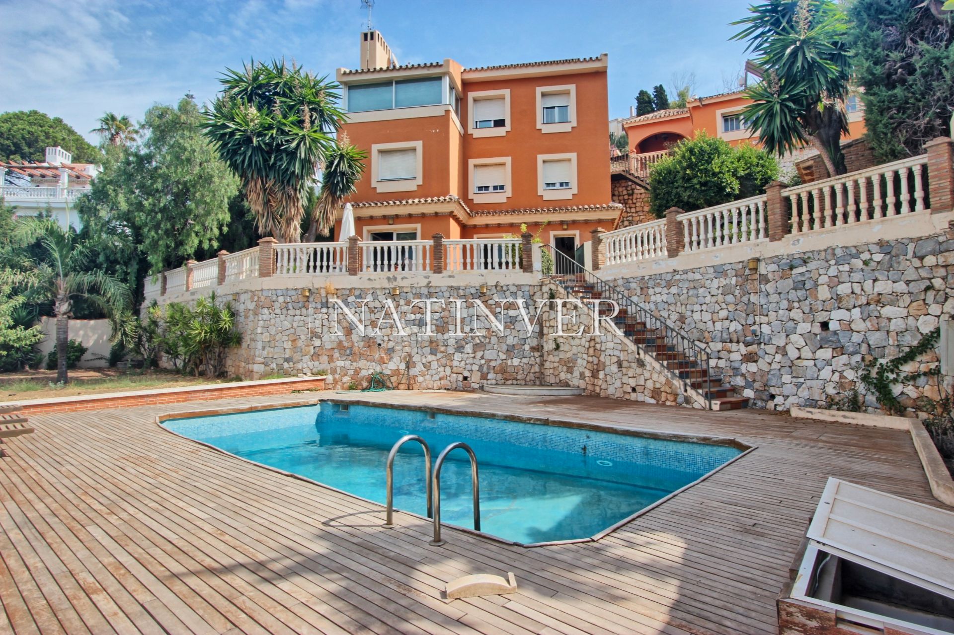 Vista exterior de Casa o xalet en venda en Málaga Capital amb Aire condicionat, Calefacció i Jardí privat