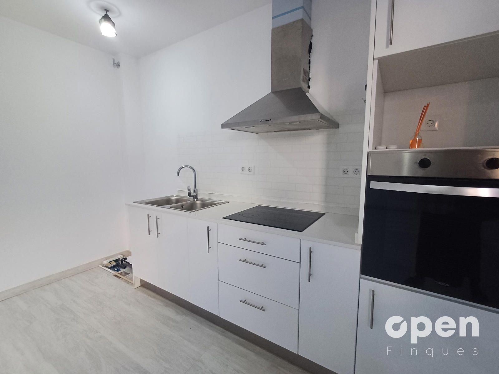 Cuina de Pis en venda en Terrassa amb Aire condicionat, Calefacció i Parquet