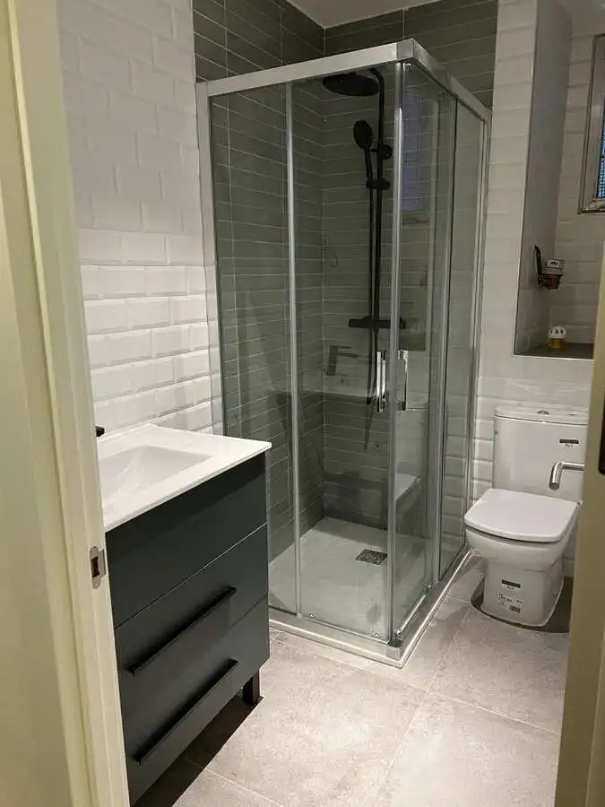Bathroom of Flat for sale in Bilbao   with Heating, Storage room and Furnished