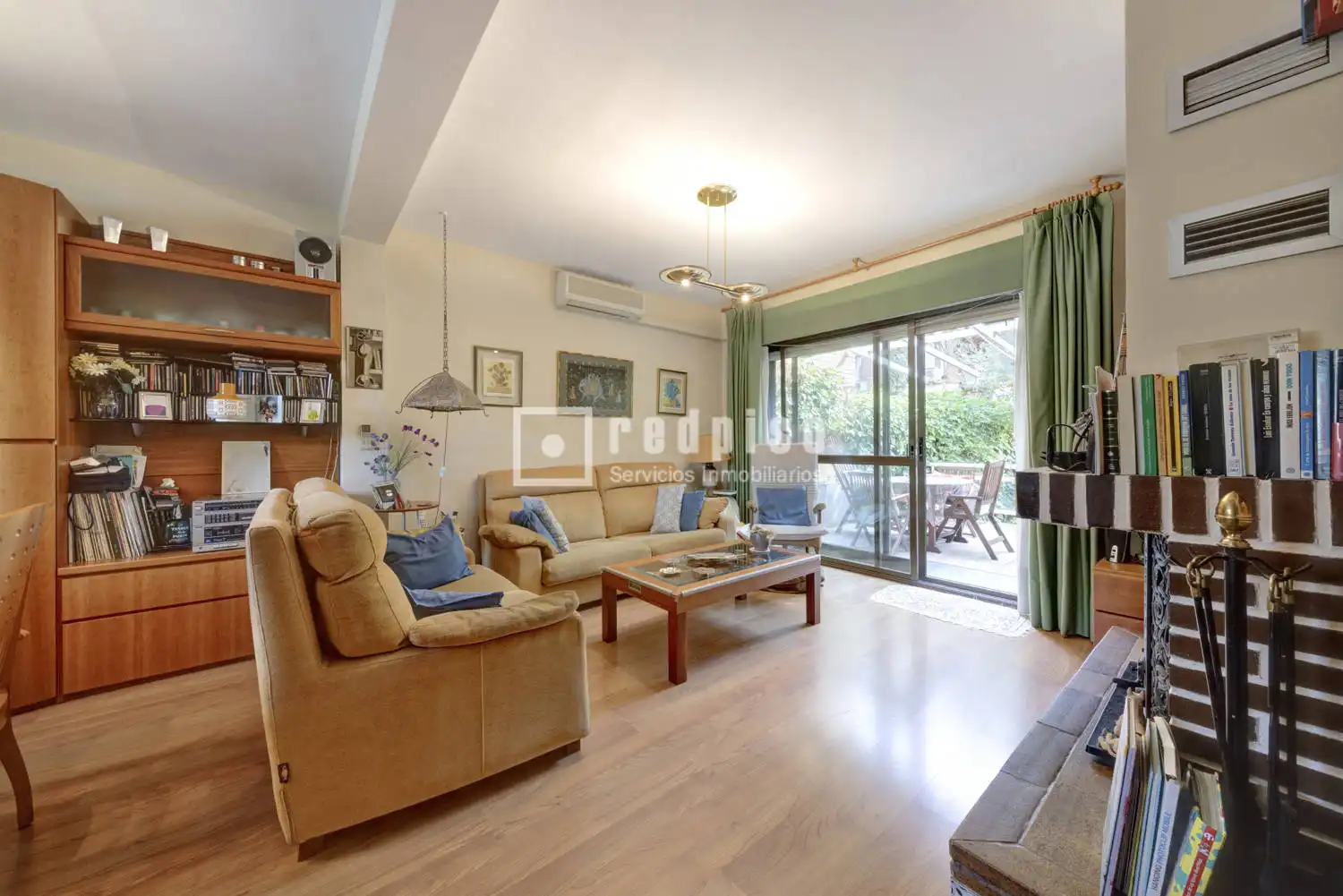 Garden of Houses for sale in Pozuelo de Alarcón  with Air Conditioner, Heating and Private garden