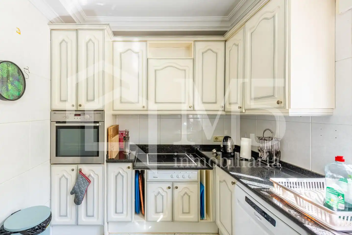Cocina de Casa o chalet en venta en Vélez-Málaga con Jardín privado, Terraza y Piscina