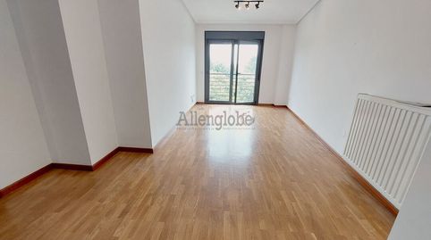 Photo 3 of Flat for rent in Calle Adelantado de la Florida, El Postigo, Oviedo