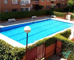 Piscina de Pis en venda en Alcobendas amb Calefacció, Parquet i Terrassa