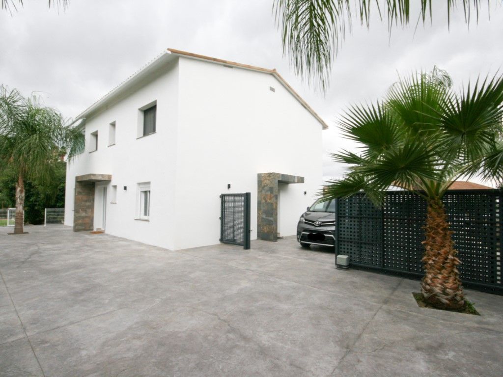 Exterior view of House or chalet to rent in Coín